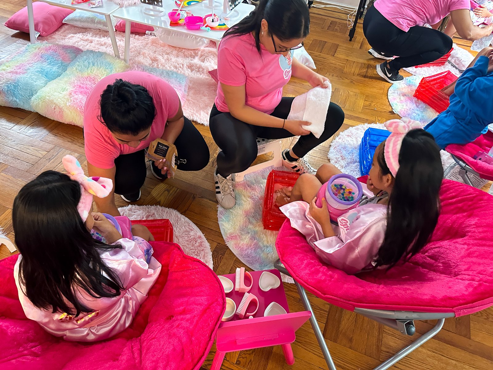 spartyny-spa_parties_ny_1003-Mobile spa parties for kids NYC-Salón de spa para fiestas infantiles NYC